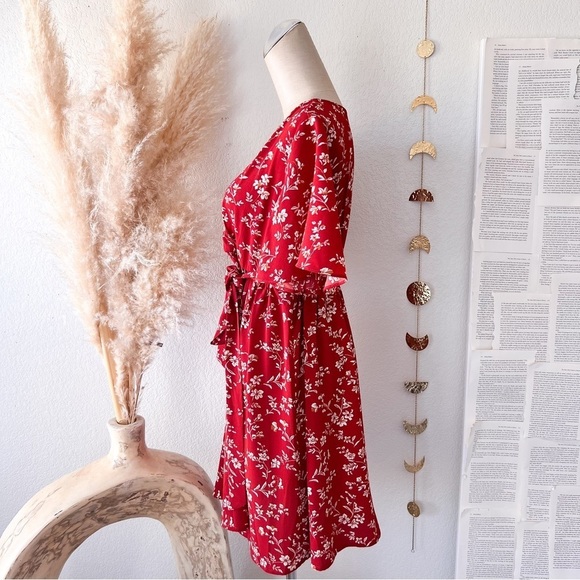 SHEIN Maternity Rust Orange Floral Print Surplice V Neck Short Sleeve Mini Dress - Picture 9 of 14